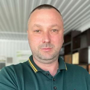 dmitrij polozkov 300x300 2 - Наша команда