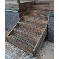 Облицовка фасада домов планкеном из древесины сибирской лиственницы 2000х90х20мм. с покрытием восковой лазурью цвет ‘орех’