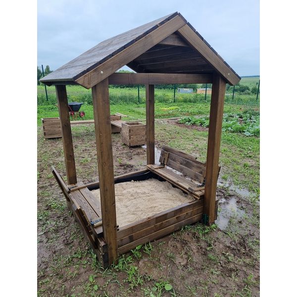 Серия P модель 1 – песочница с крышкой «трансформер» и теневым навесом Серия P модель 1 – песочница с крышкой «трансформер» и теневым навесом