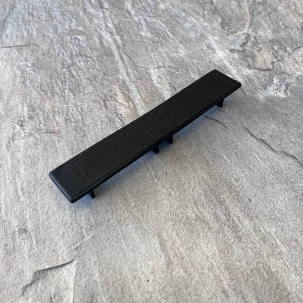 Торцевая заглушка для доски Latitudo Euro 136х25 Антрацит