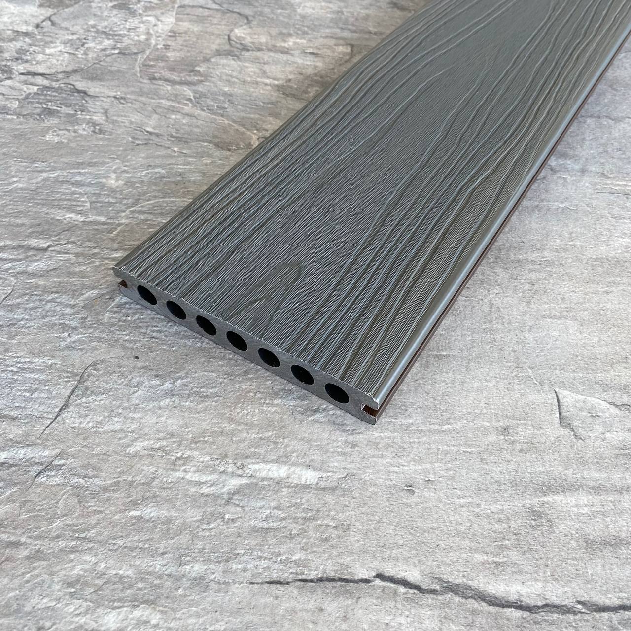 Доска для террас и фасадов EasyDecking Co-extrusion 145х21х4010 Chestnut / Old Barn Доска для террас и фасадов EasyDecking Co-extrusion 145х21х4010 Chestnut / Old Barn