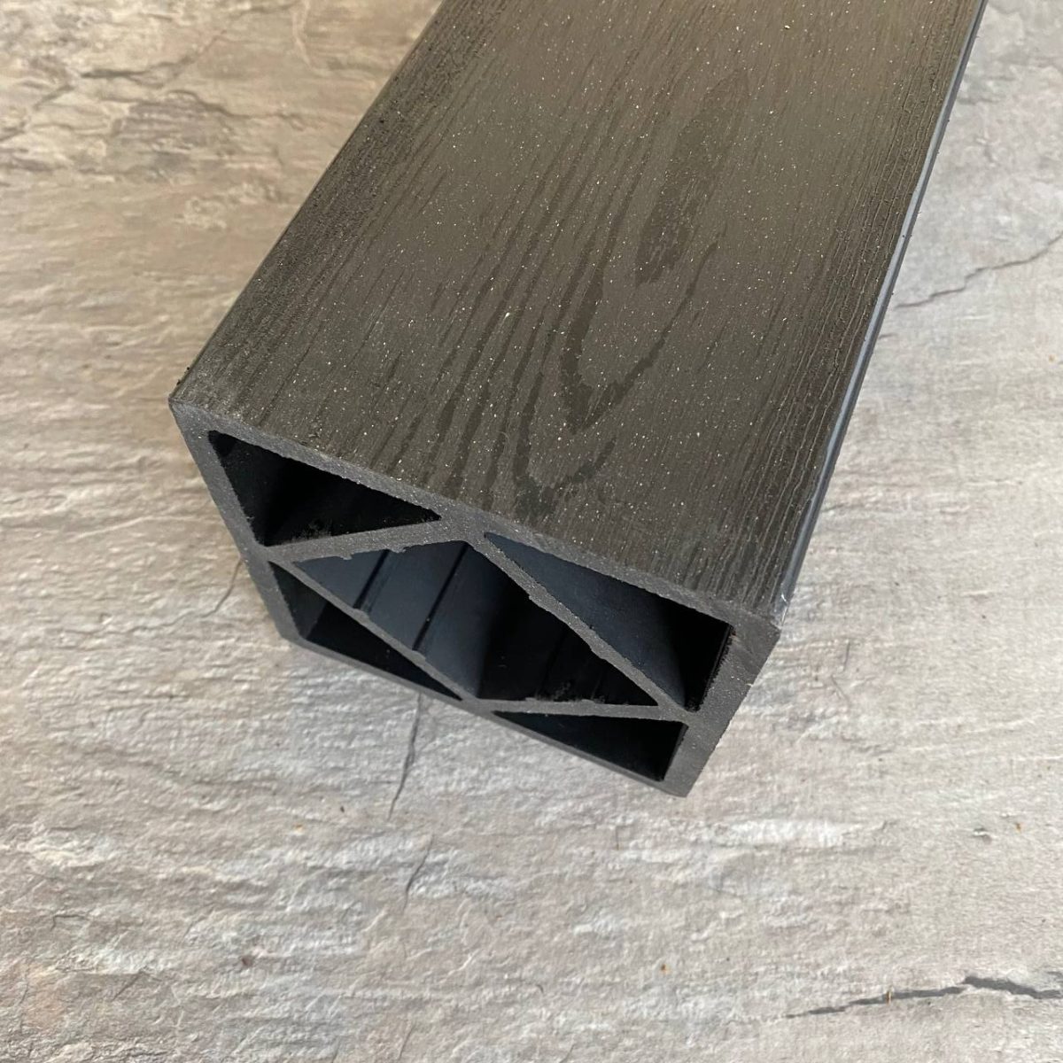 Столб опорный NEXTWOOD 120х120х3000 Черный