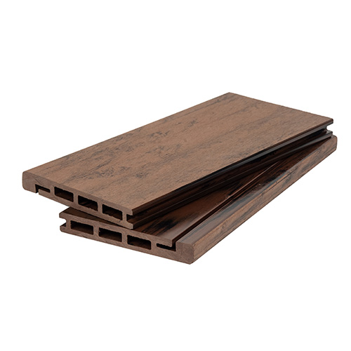 Доска для обрамления террас по периметру BRUSHING MIX 140х20х5800 Светло-коричневый Доска для обрамления террас по периметру BRUSHING MIX 140х20х5800 Светло-коричневый